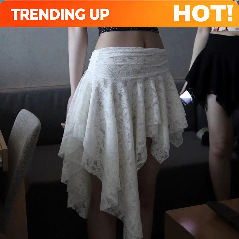 Women Formal Wear Look - Rok Mini Asimetris Renda Crochet Motif