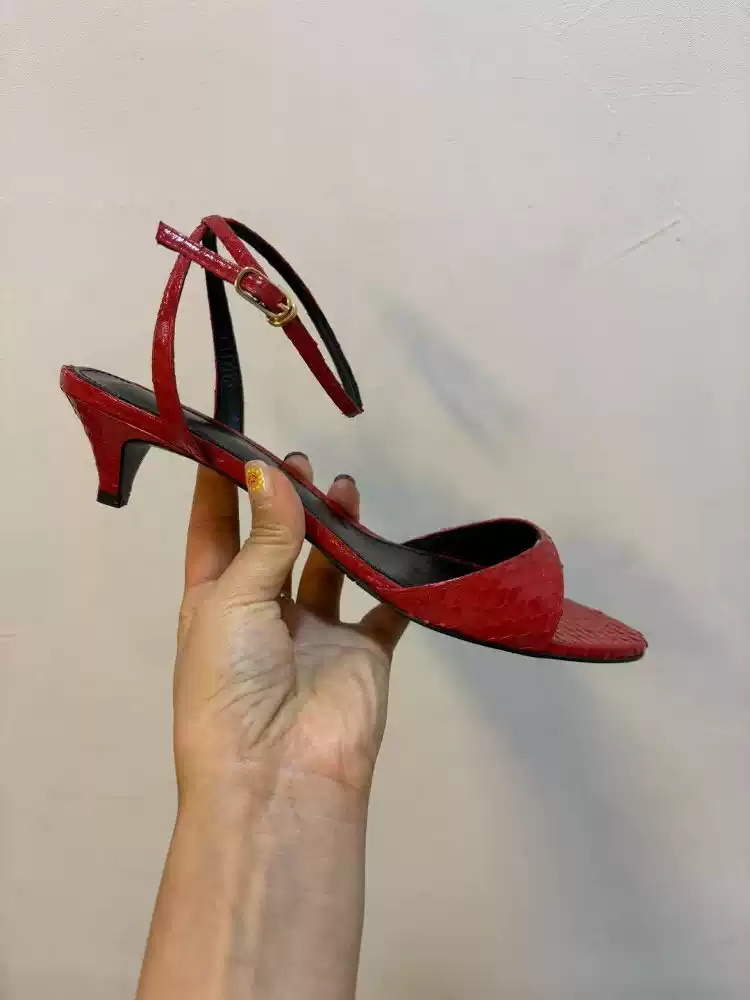 Sandal Wanita Hak Kitten Kulit - Kitten Heel Women ulasan dan harga